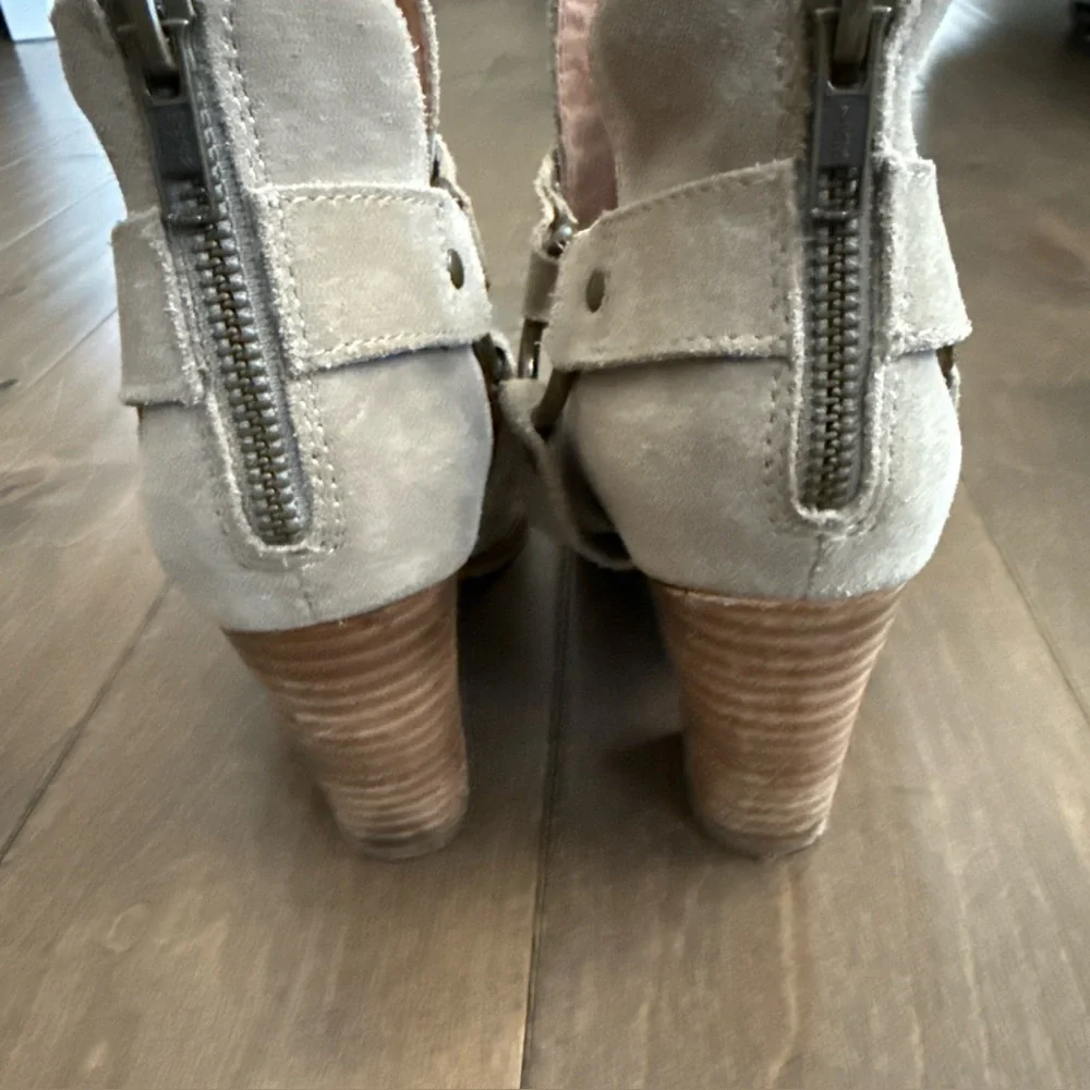 SEYCHELLES  Impossible Beige Suede Harness Ankle Heeled Booties Size 7.5 Women’s